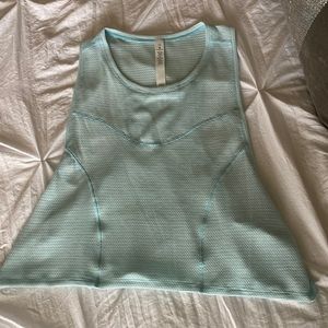 Lululemon cropped tank top